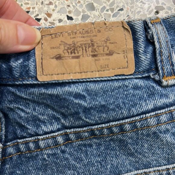 Vintage Levi's Orange Tab High-Waist Jeans from 90s - 6 (fits like a size 2) - Picture 4 of 9